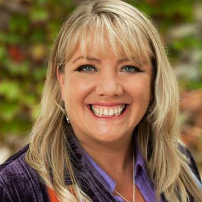 For almost 30 years, Jennifer McLean has served as a heart-centered and mindful spiritual catalyst and healing facilitator, guiding hundreds of thousands to transmute their deepest fears, blocks, and old beliefs into new levels of alignment, growth, health, wholeness and abundance.