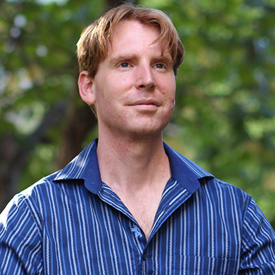 Saryon Michael White is a global messenger of humanity's peace potential. As a web author, channel, and international speaker, his workshops, conferences, and private readings have touched the lives of people throughout Europe, the United States, Canada, Mexico, Australia, Russia, India, and the Middle East.