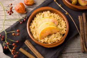 The Winter Breakfast Bowl That Supports Your Immune System : Warming Winter Cinnamon Apple Oatmeal