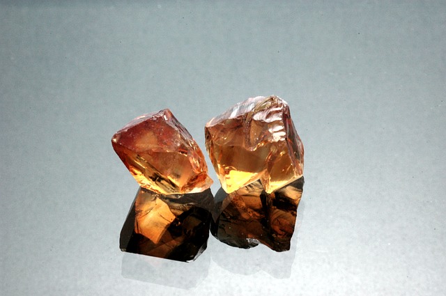 how to use citrine to attract money