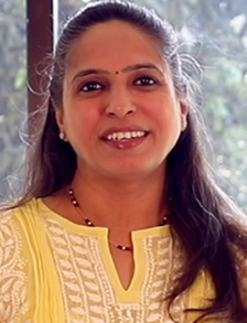 Zeenat Lakdawala's headshot